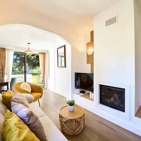 Сasa de vacaciones Holiday Home In Vilamoura Near Falesia Beach Vilamoura